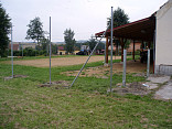 Oplocení hřiště a oprava kapličky v Kotouni 30.9.2008